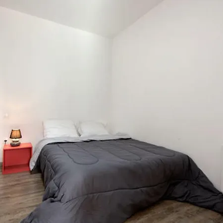 Del Re 10 * לה פלוט